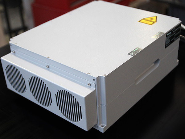 Źródło laserowe fiber 30W Źródło laserowe fiber 30W