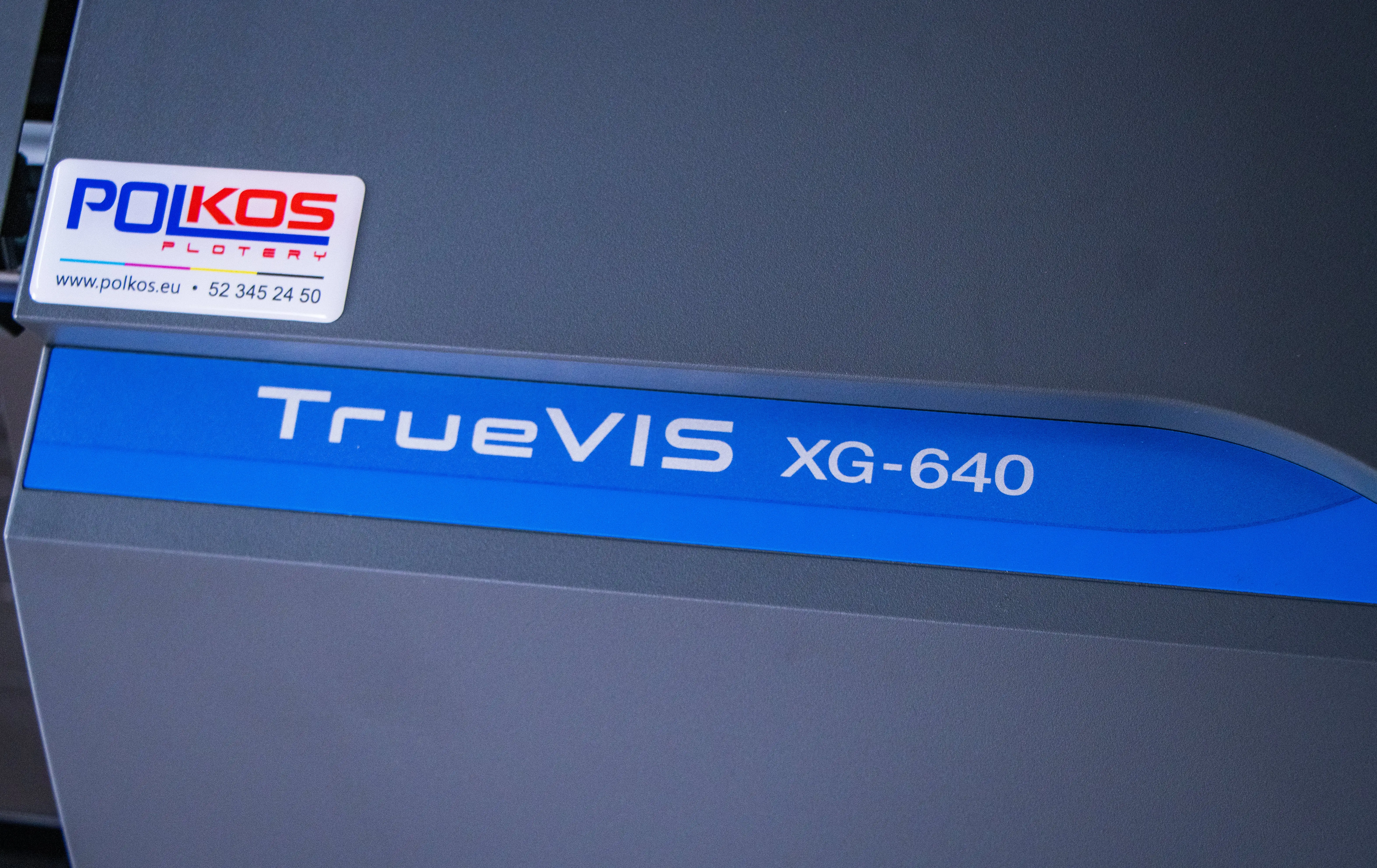 Zbliżenie na głowicę drukującą Roland TrueVIS XG-640 podczas pierwszej instalacji w Polsce przez autoryzowanego dealera PolKos